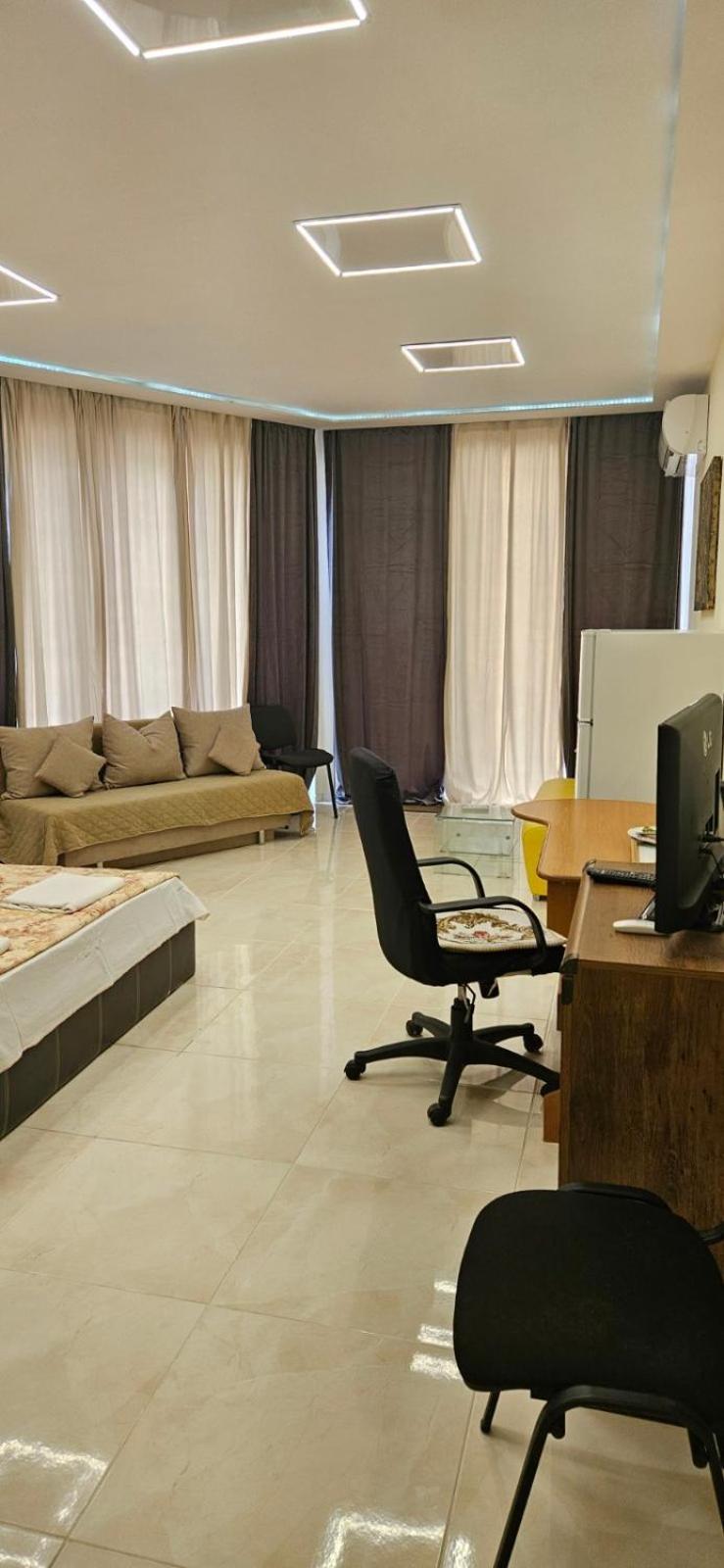 Guesthouse Zanier ネセバル エクステリア 写真