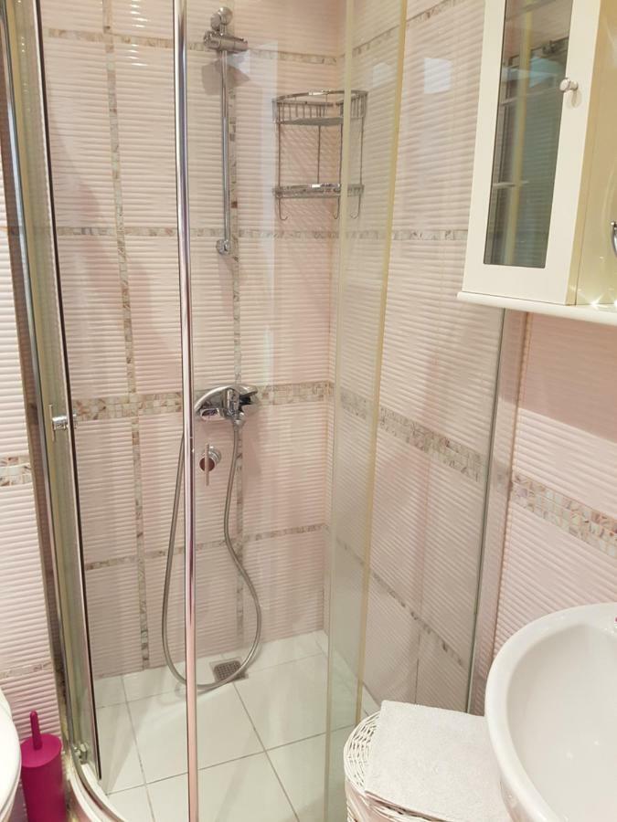 Guesthouse Zanier ネセバル エクステリア 写真