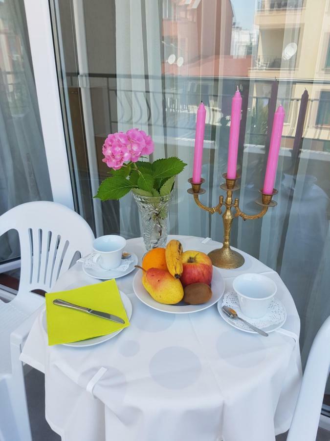 Guesthouse Zanier ネセバル エクステリア 写真